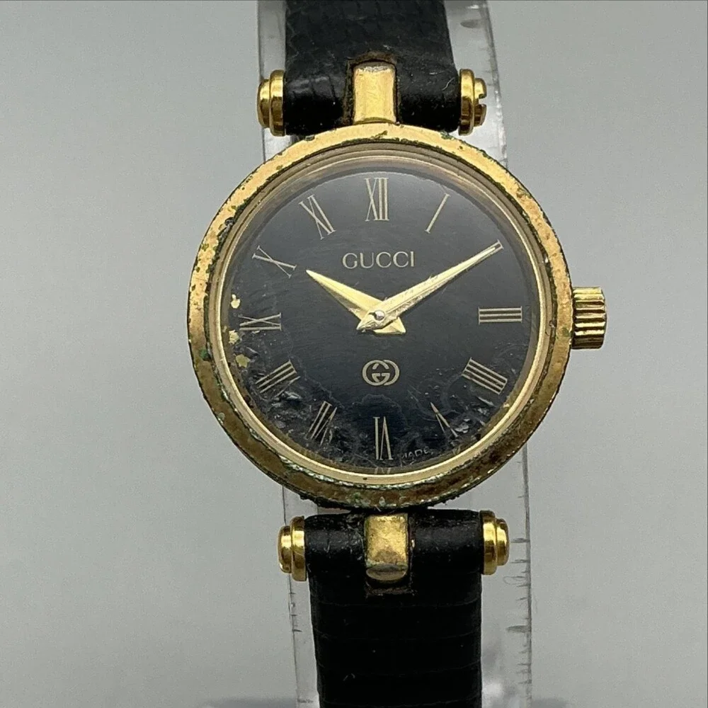 Vintage Gucci Womens Watch 21mm Black Dial Gold Tone Black Leather For Parts